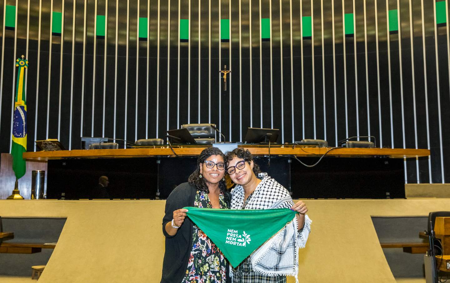 The author, Regina Mahone, left.